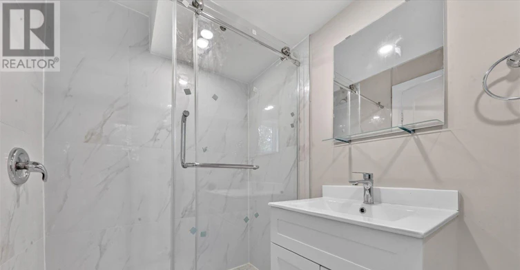 BSMT-133 Dance Act Avenue, Oshawa, ON, L1H 0H4 - 20