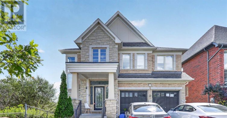 BSMT-133 Dance Act Avenue, Oshawa, ON, L1H 0H4