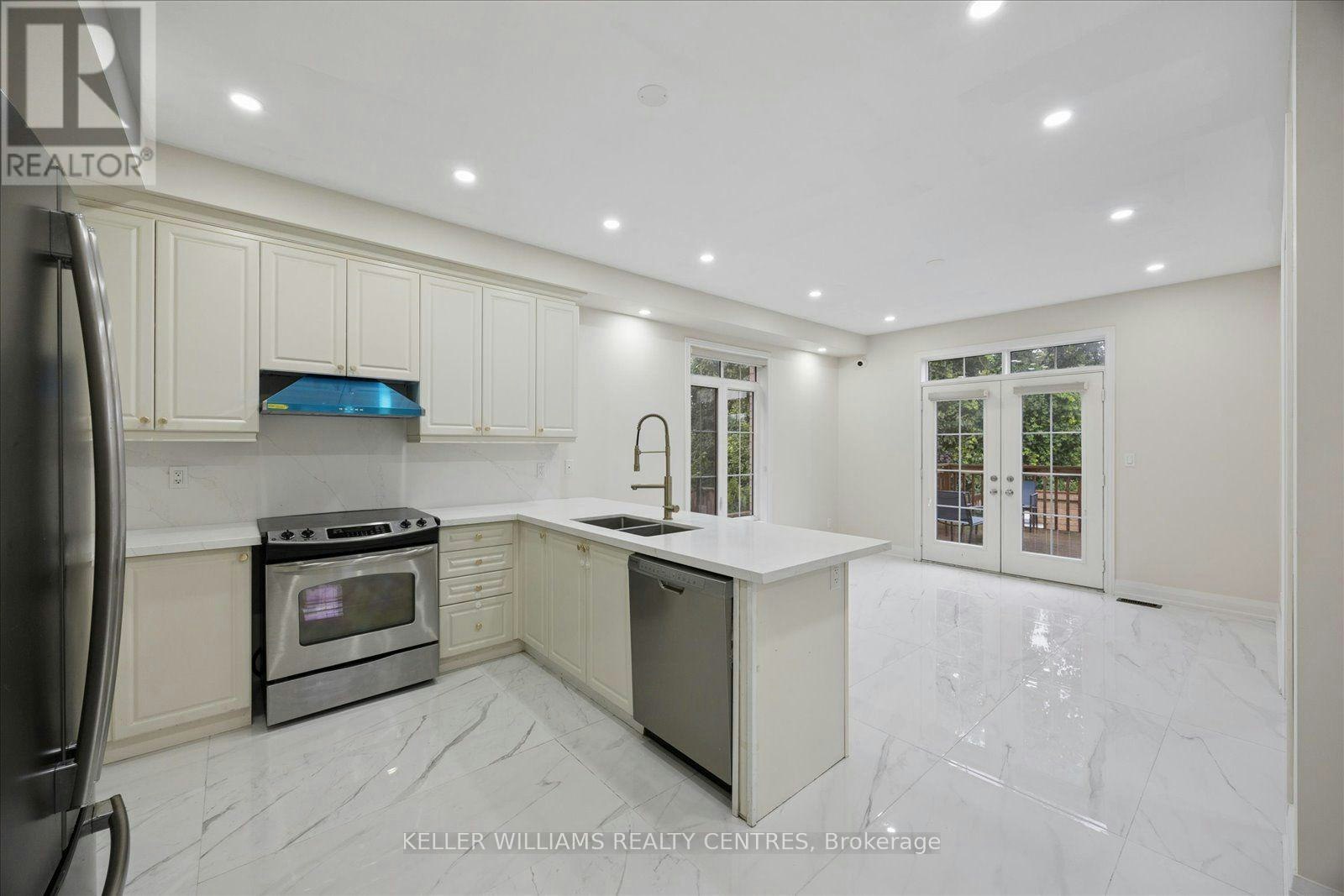 277 Gibson Circle, Bradford West Gwillimbury, ON, L3Z 0X2 - 10