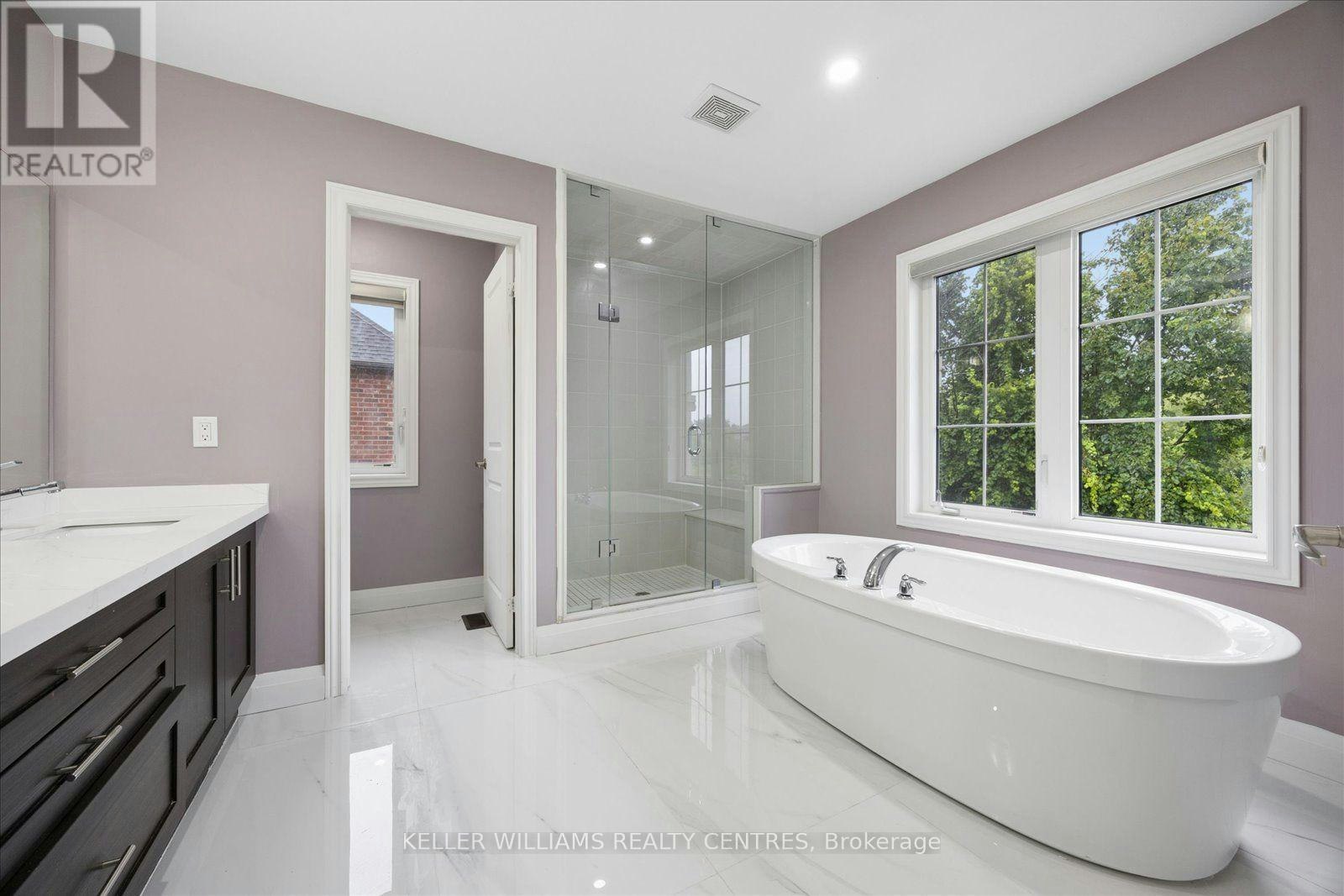 277 Gibson Circle, Bradford West Gwillimbury, ON, L3Z 0X2 - 20