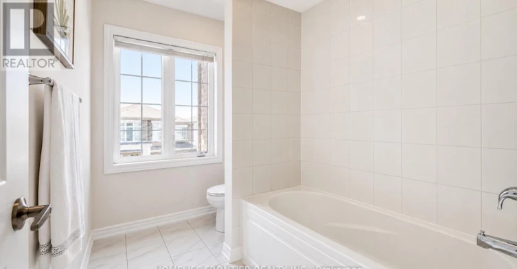 879 Plum Place, Milton, ON, L9E 1E1 - 18
