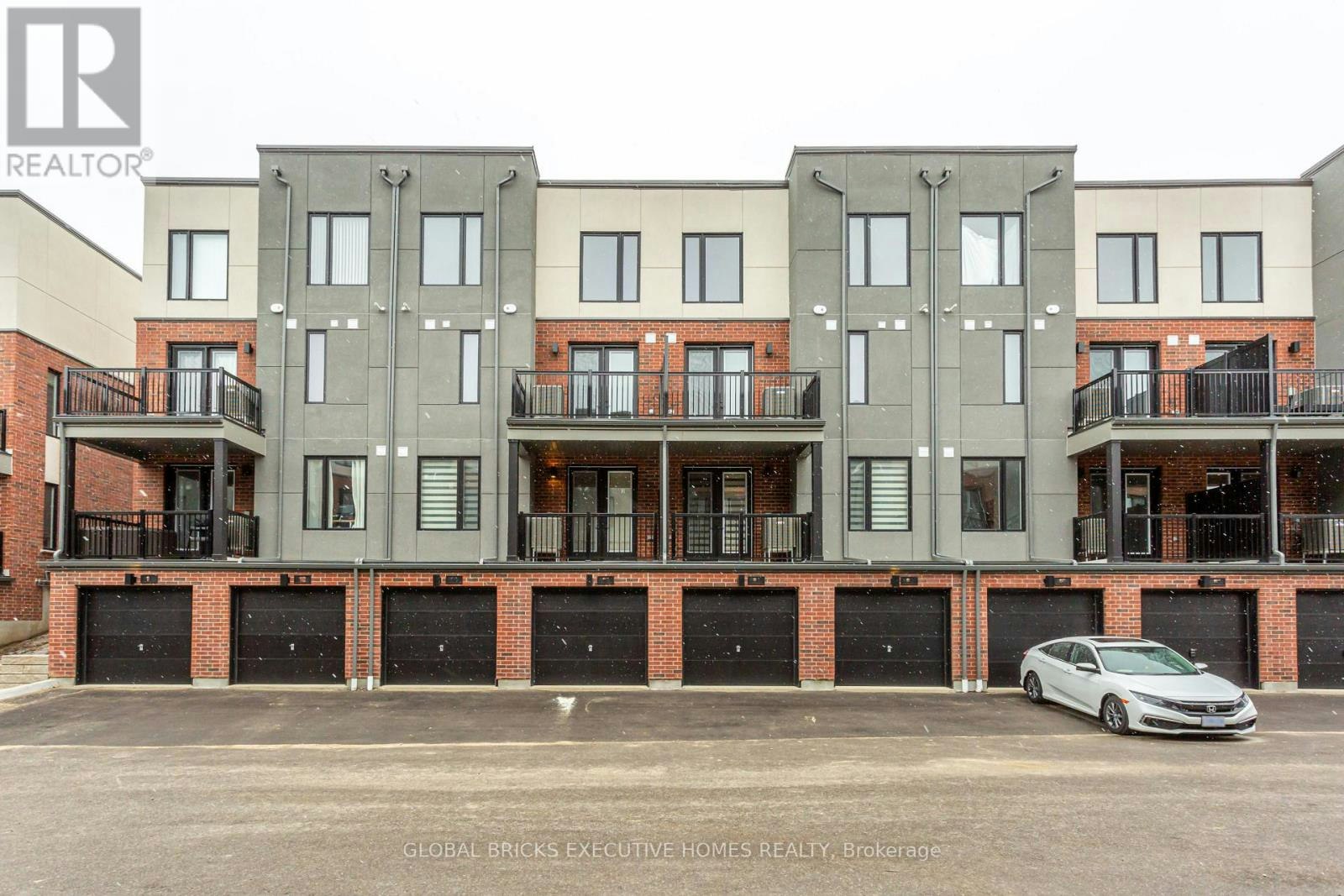 13-99 Rogers Street, Waterloo, ON, N2J 0G1 - 2