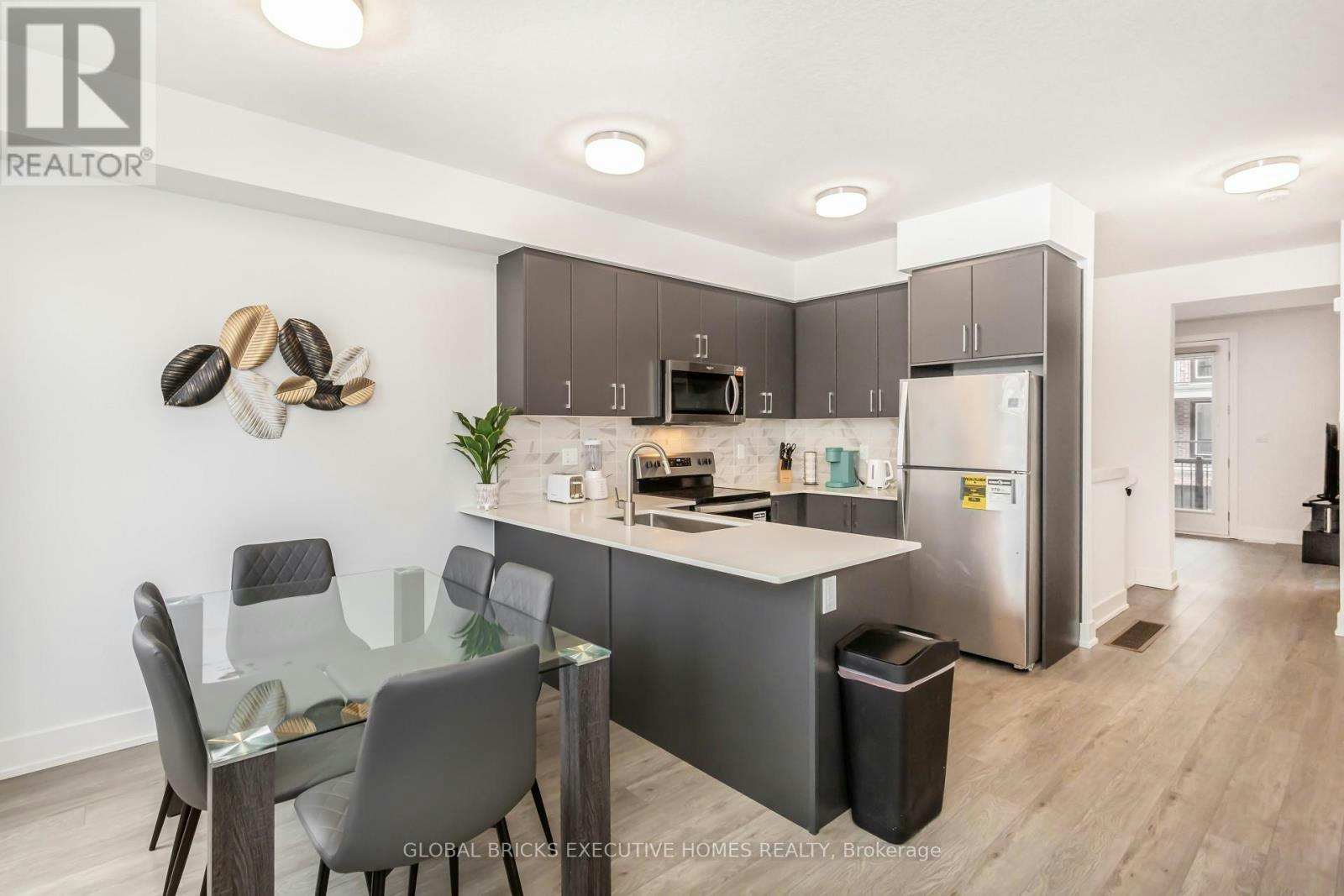 13-99 Rogers Street, Waterloo, ON, N2J 0G1 - 7