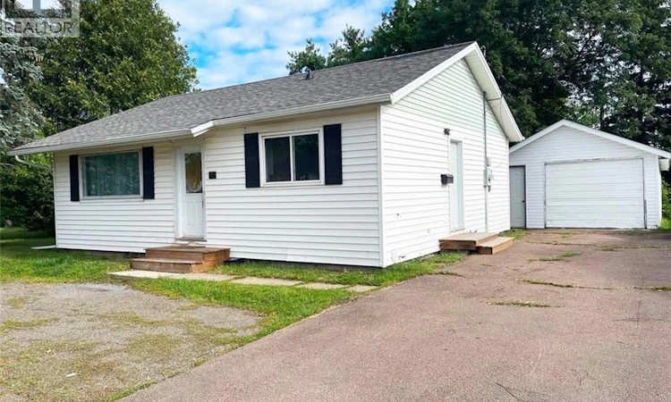 97 Leeside Drive