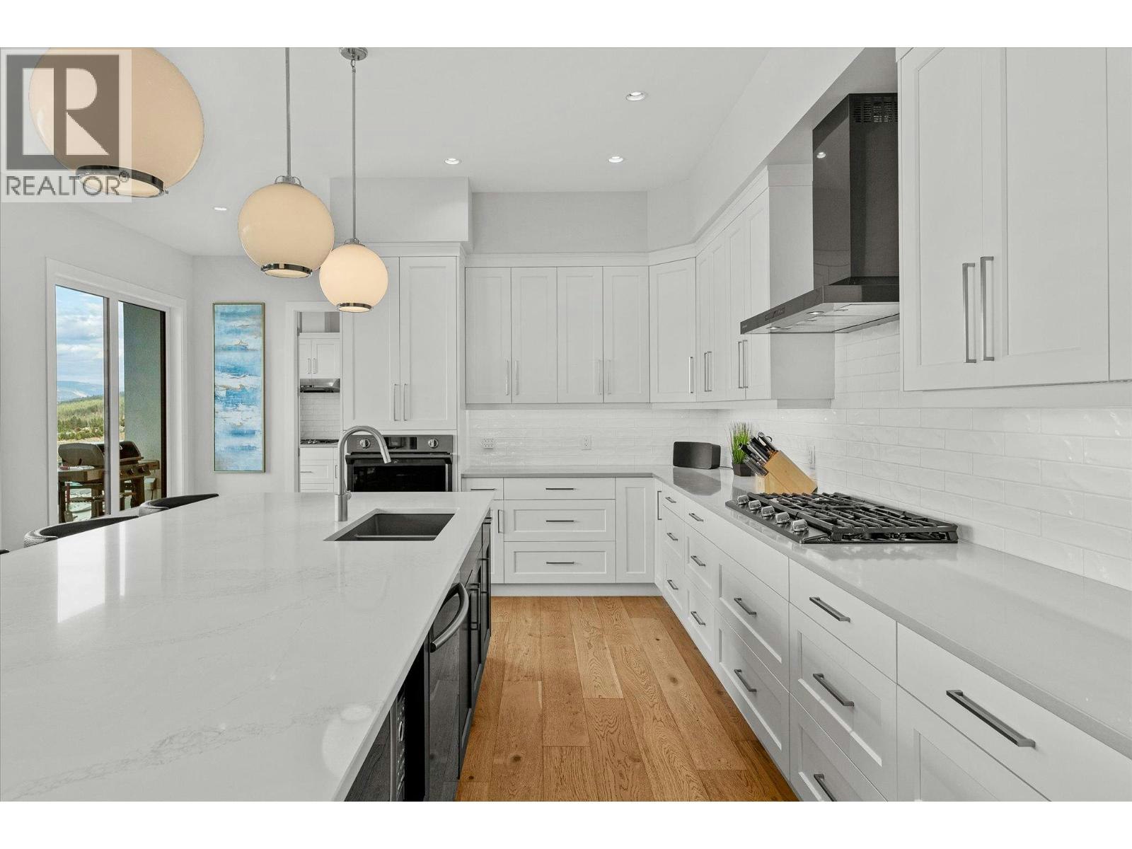 980 Ledgeview Court, Kelowna, BC, V1W 5M6 - 5