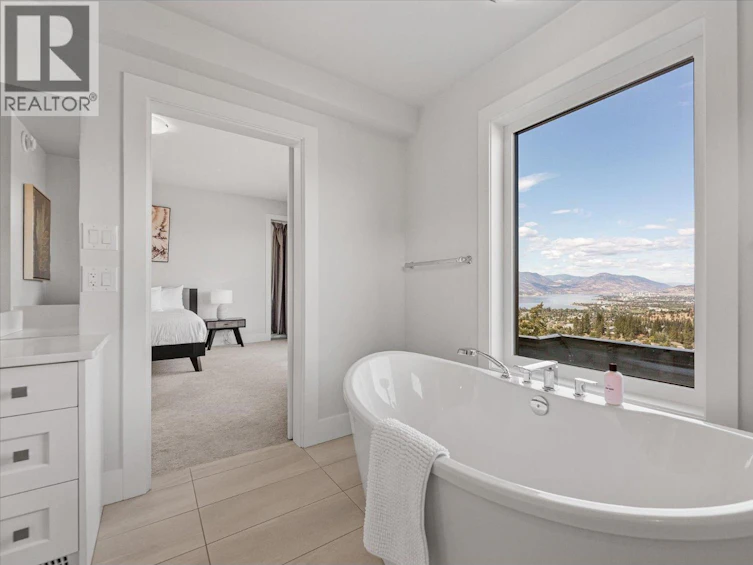 980 Ledgeview Court, Kelowna, BC, V1W 5M6 - 28