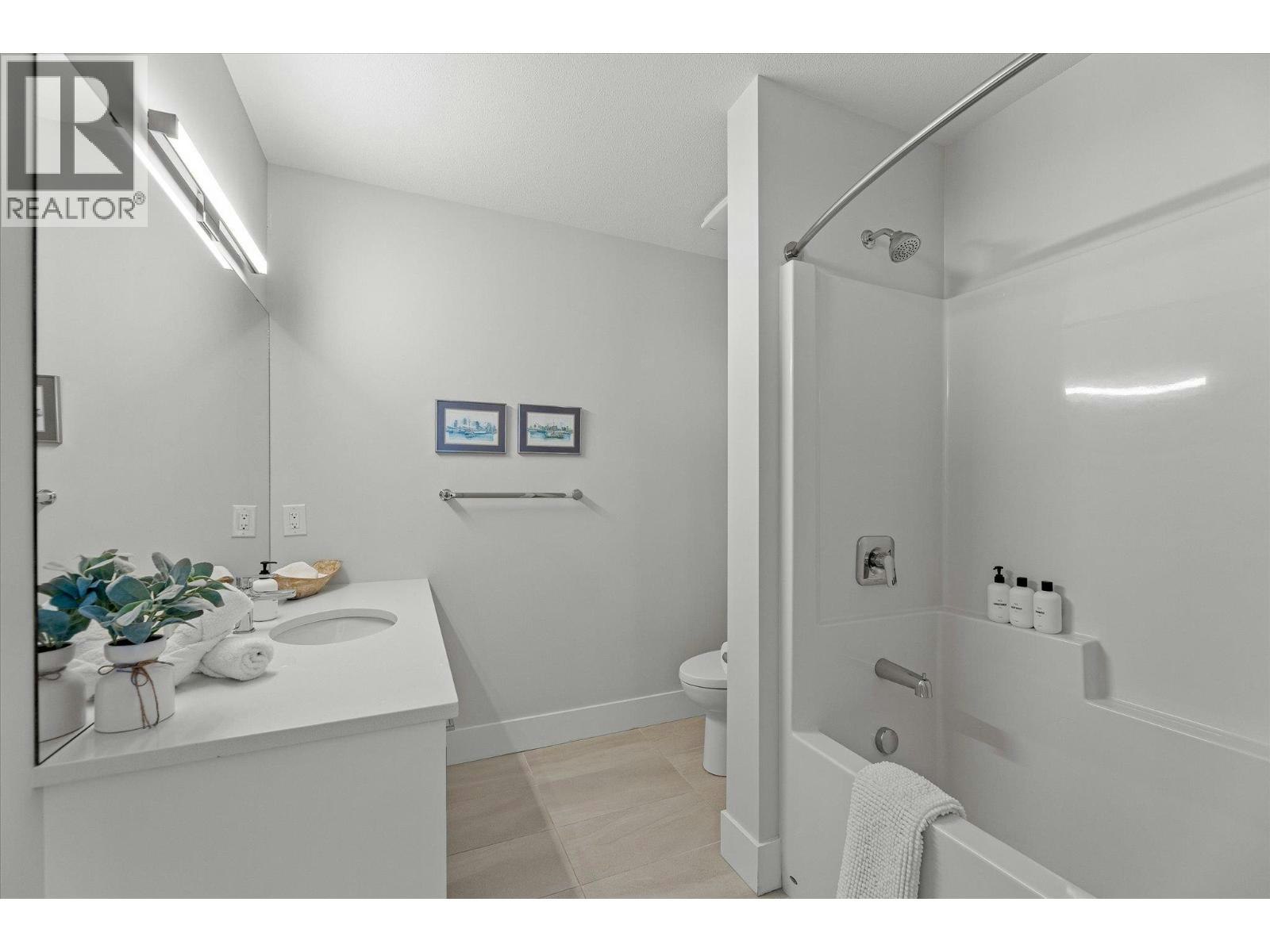 980 Ledgeview Court, Kelowna, BC, V1W 5M6 - 39