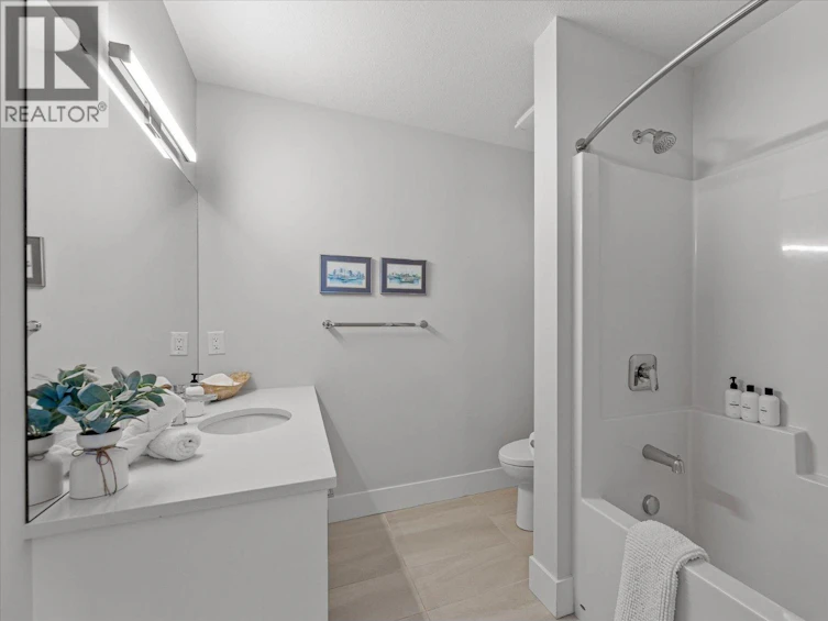 980 Ledgeview Court, Kelowna, BC, V1W 5M6 - 39
