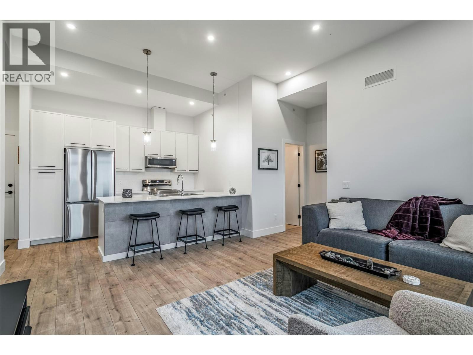 507-1220 Pacific Avenue, Kelowna, BC, V1Y 5T7