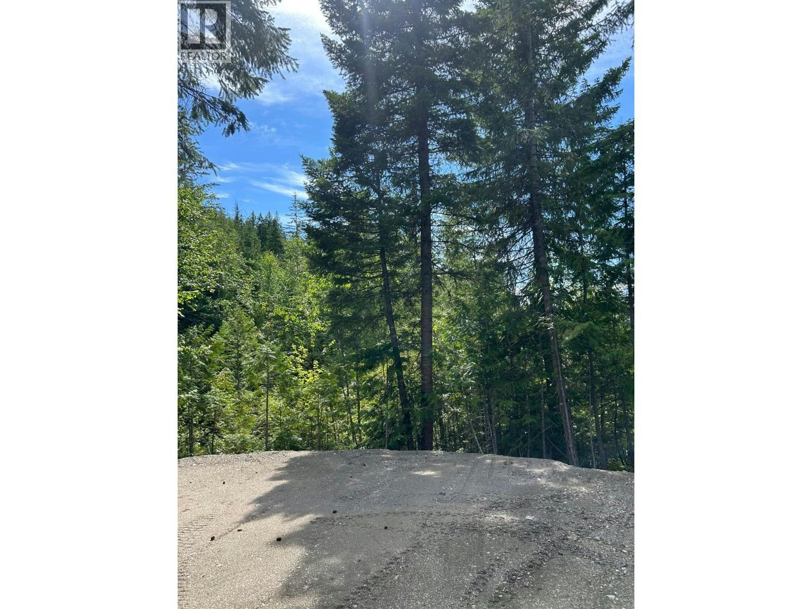 3560 Eagle Bay Road - 3