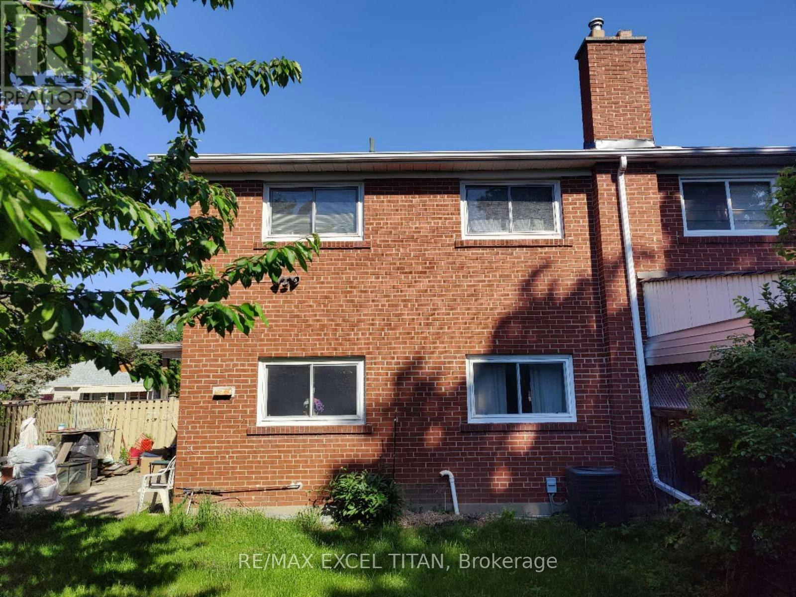 35 Cairnside Crescent, Toronto, ON, M2J 3M9 - 27
