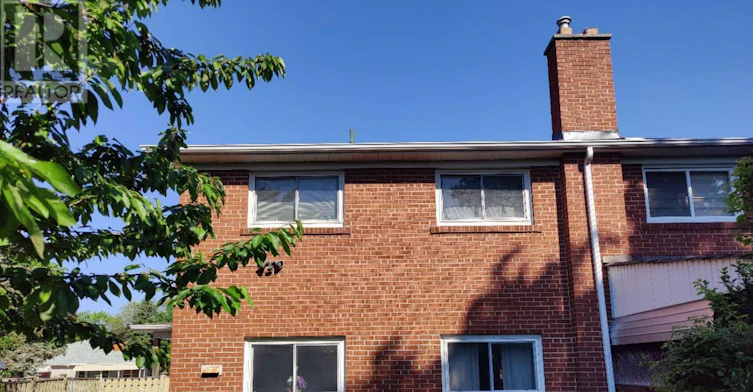 35 Cairnside Crescent, Toronto, ON, M2J 3M9 - 27