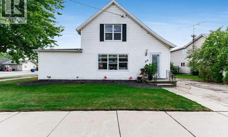 60 Talbot Road East