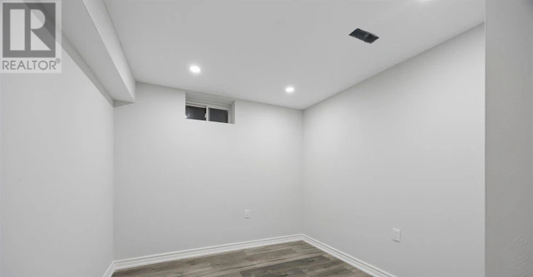 BASEMENT 1-277 Gibson Circle, Bradford West Gwillimbury, ON, L3Z 0X2 - 13