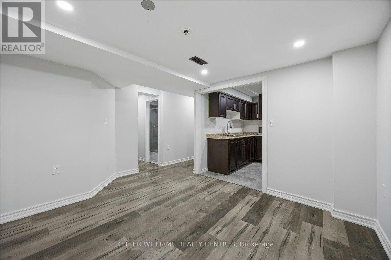 BASEMENT 2-277 Gibson Circle, Bradford West Gwillimbury, ON, L3Z 0X2 - 6