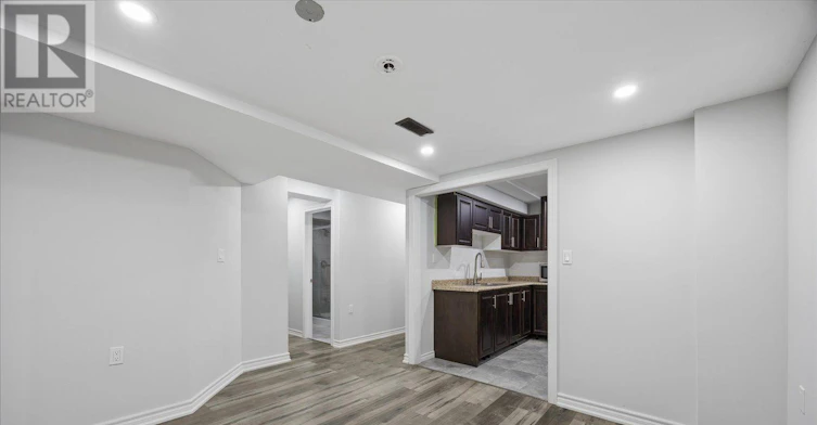 BASEMENT 2-277 Gibson Circle, Bradford West Gwillimbury, ON, L3Z 0X2 - 6