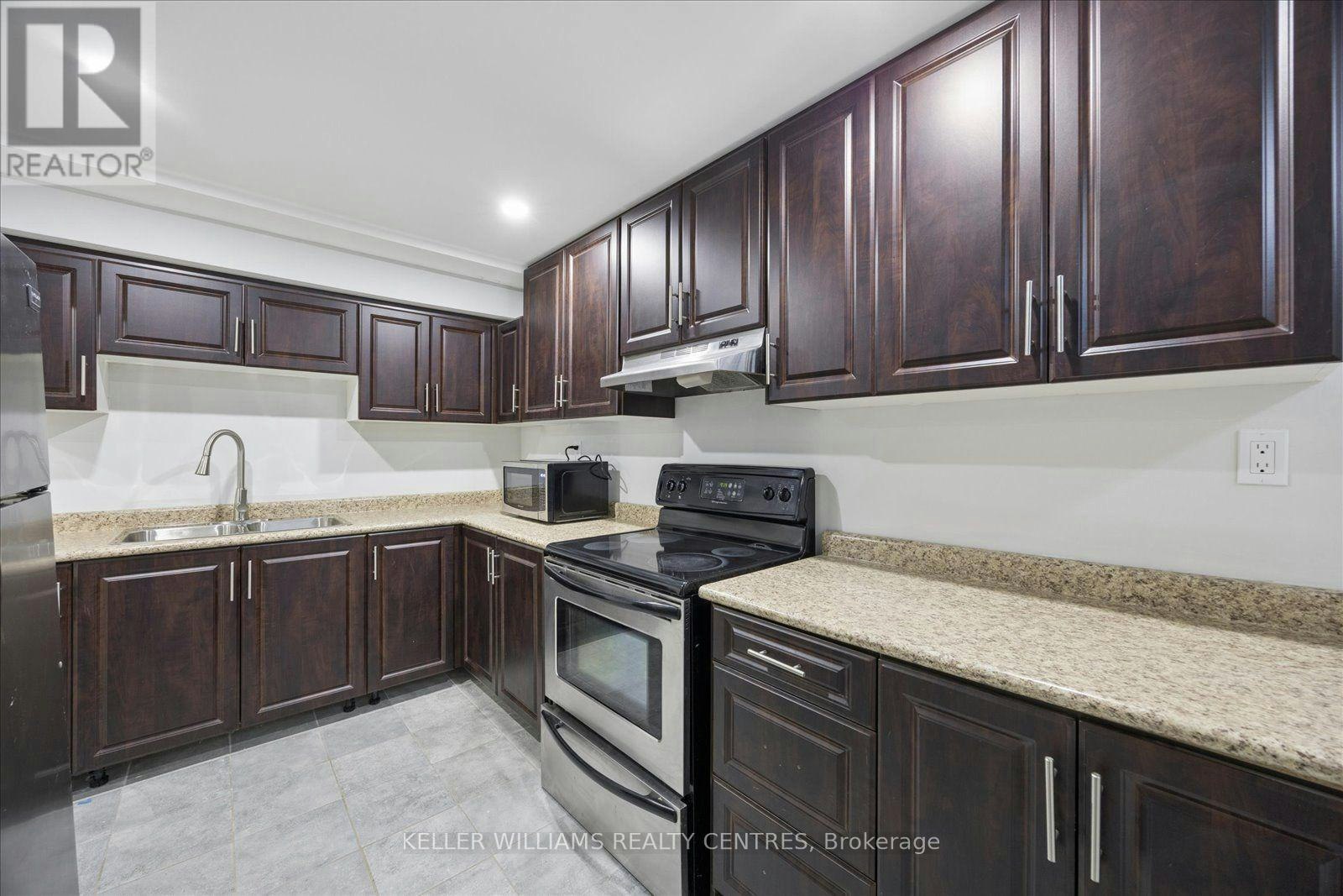 BASEMENT 2-277 Gibson Circle, Bradford West Gwillimbury, ON, L3Z 0X2 - 8