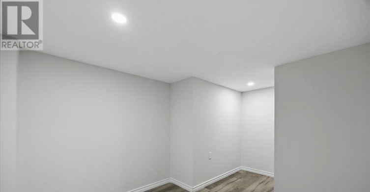 BASEMENT 2-277 Gibson Circle, Bradford West Gwillimbury, ON, L3Z 0X2 - 12