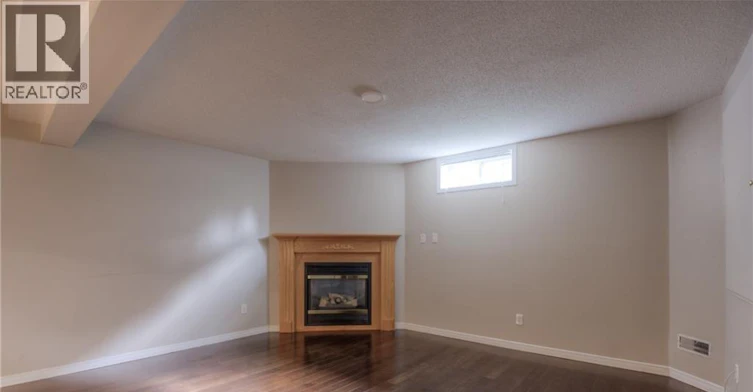 2-8 Melran Drive, Cambridge, ON, N3C 4C1 - 5