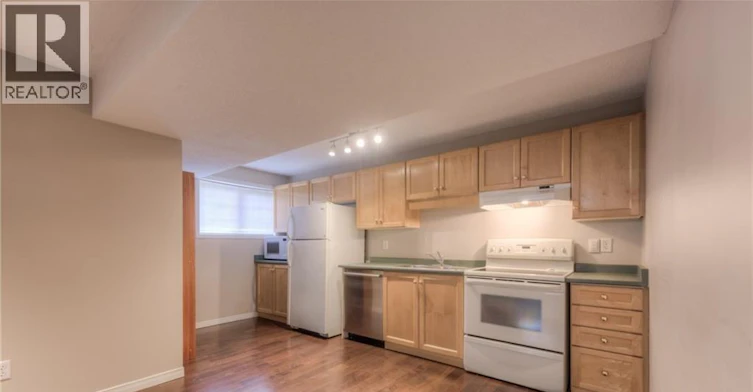 2-8 Melran Drive, Cambridge, ON, N3C 4C1 - 3