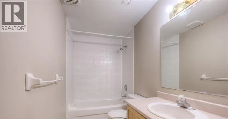 2-8 Melran Drive, Cambridge, ON, N3C 4C1 - 10