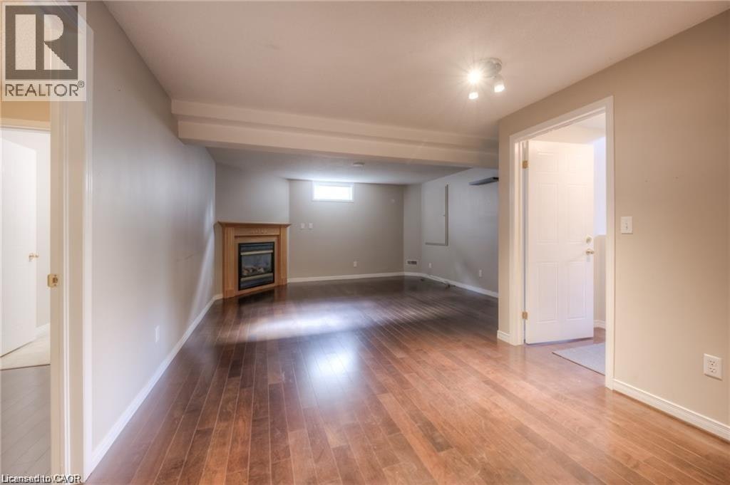 2-8 Melran Drive, Cambridge, ON, N3C 4C1 - 6