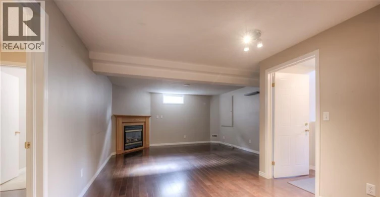 2-8 Melran Drive, Cambridge, ON, N3C 4C1 - 6