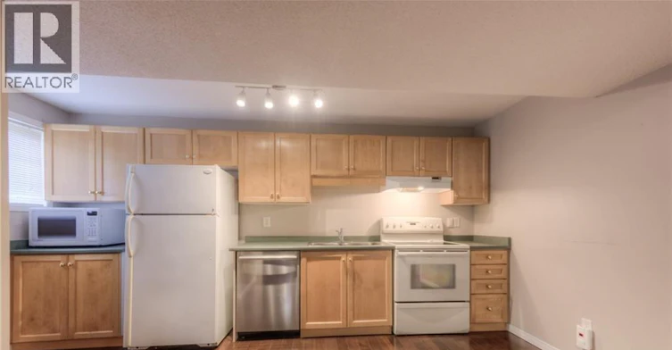 2-8 Melran Drive, Cambridge, ON, N3C 4C1 - 4