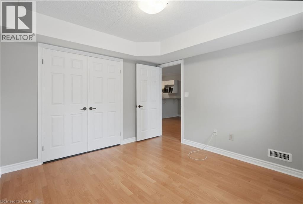 103-2020 Cleaver Avenue, Burlington, ON, L7M 4C2 - 16