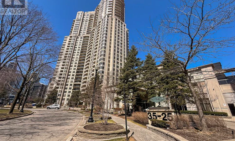 2706-35 Kingsbridge Garden Circle