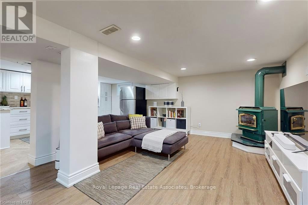 BASEMENT-925 Kingsway Drive, Burlington, ON, L7T 3J1 - 7