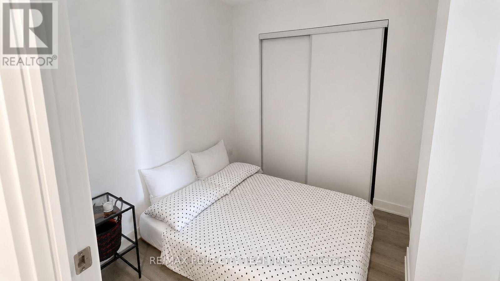 302-1007 The Queensway, Toronto, ON, M8Z 0C6 - 10