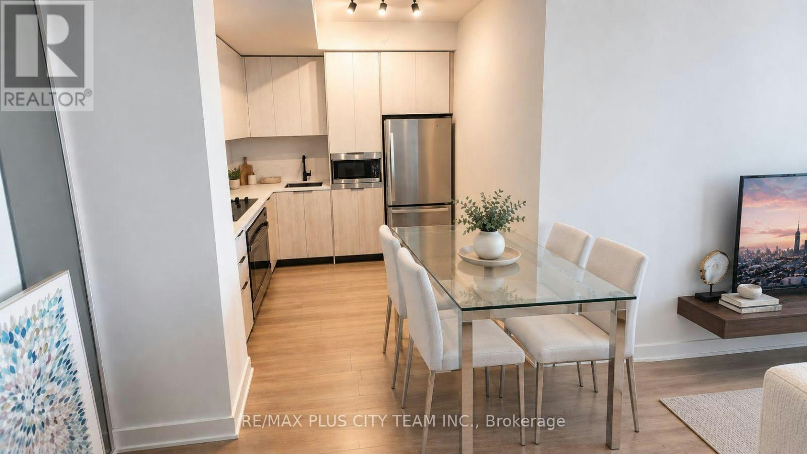 302-1007 The Queensway, Toronto, ON, M8Z 0C6 - 6