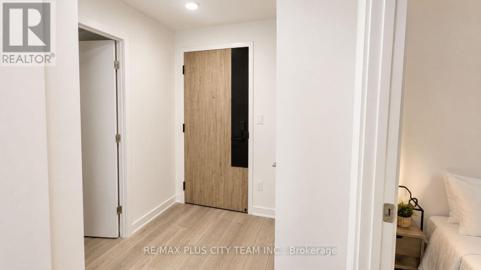 302-1007 The Queensway, Toronto, ON, M8Z 0C6 - 15