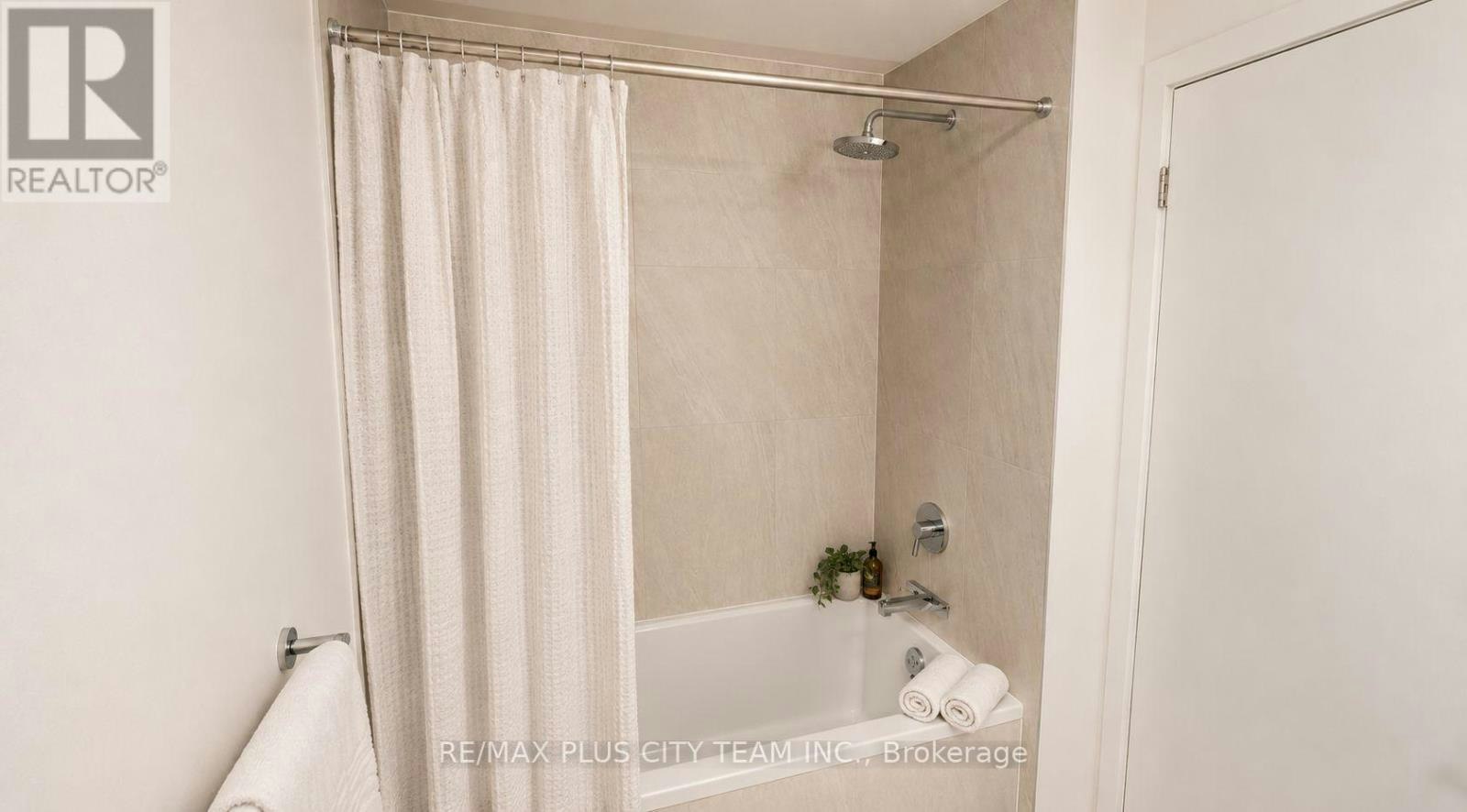 302-1007 The Queensway, Toronto, ON, M8Z 0C6 - 12