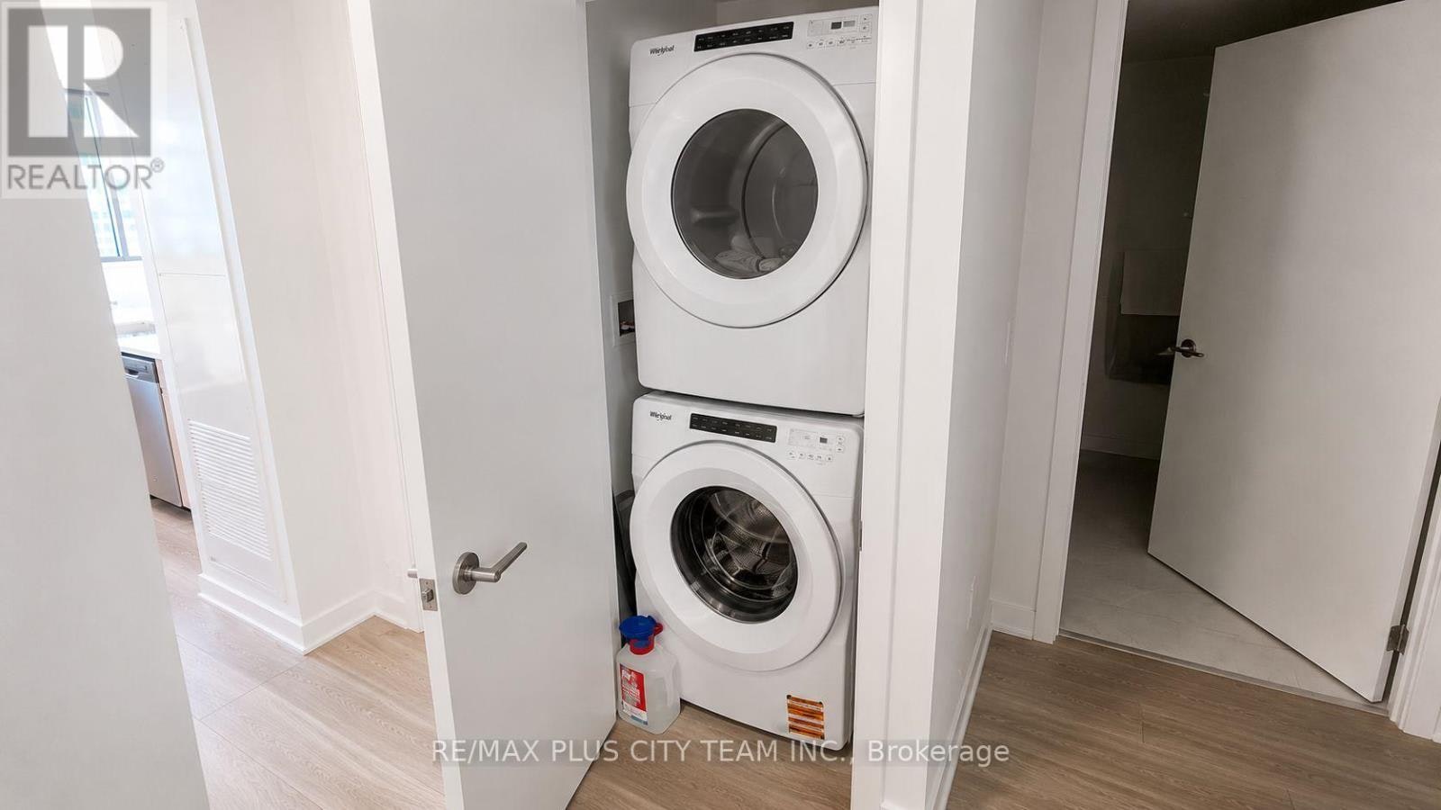 302-1007 The Queensway, Toronto, ON, M8Z 0C6 - 11