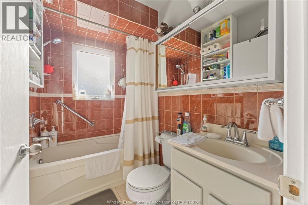 931 Lillian Avenue, Windsor, ON, N9A 1V4 - 10