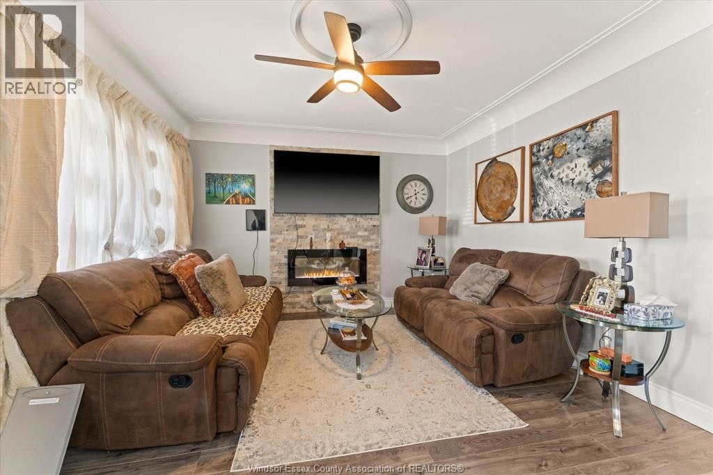 931 Lillian Avenue, Windsor, ON, N9A 1V4 - 4