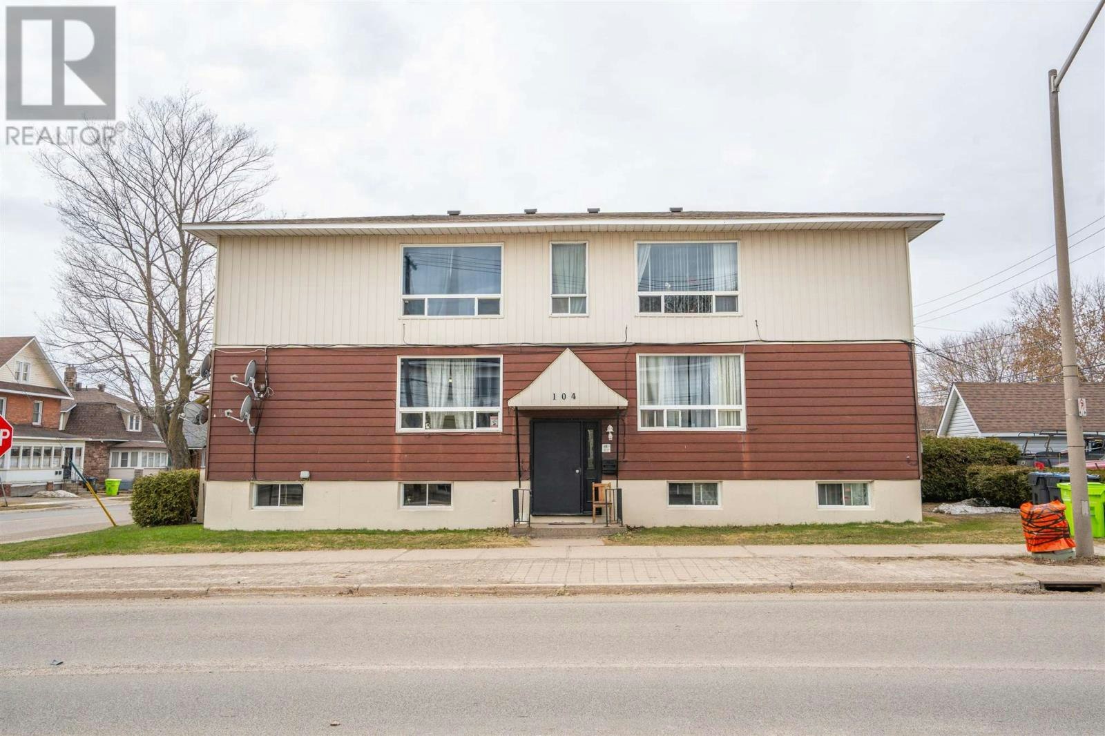 104 Albert Street, Sault Ste. Marie, ON, P6A 1B4