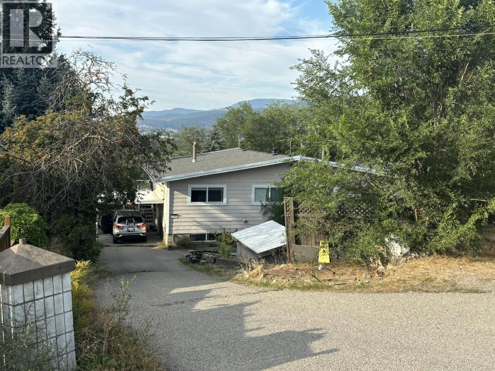 2080 Mckenzie Road, Kelowna, BC, V1P 1A6