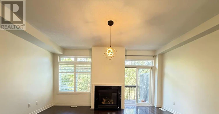 4-5710 Long Valley Road, Mississauga, ON, L5M 0M1 - 6