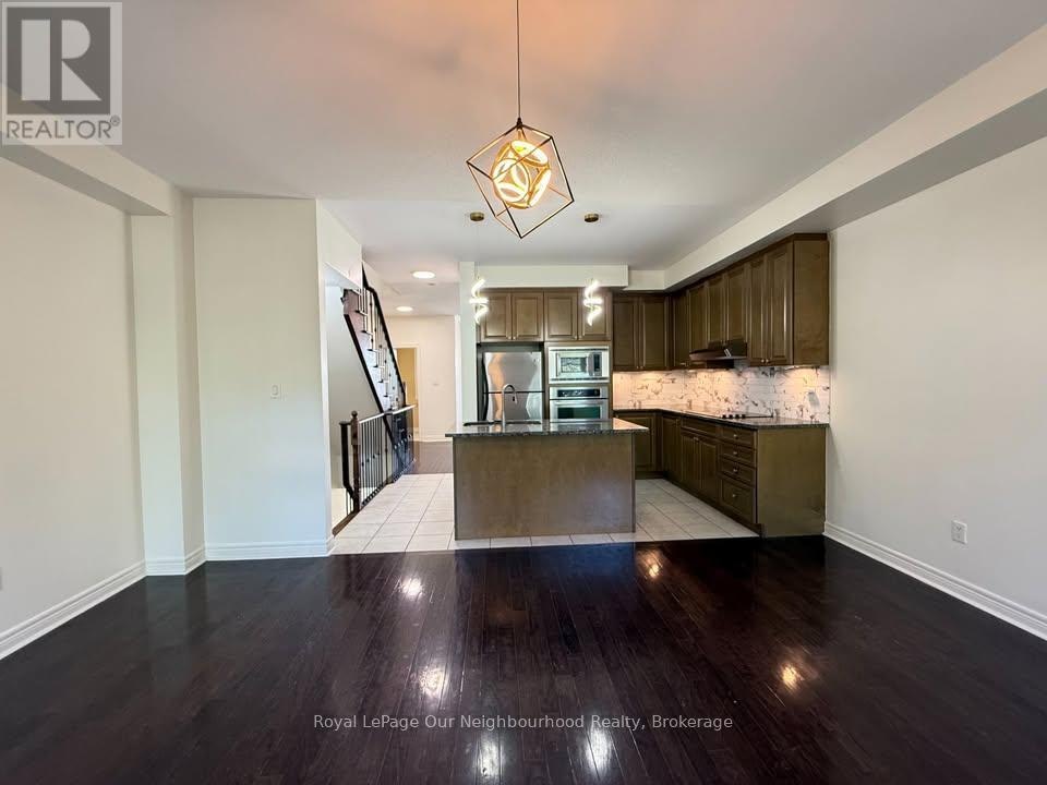 4-5710 Long Valley Road, Mississauga, ON, L5M 0M1 - 3