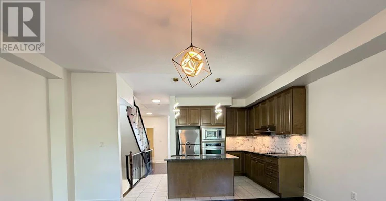 4-5710 Long Valley Road, Mississauga, ON, L5M 0M1 - 3