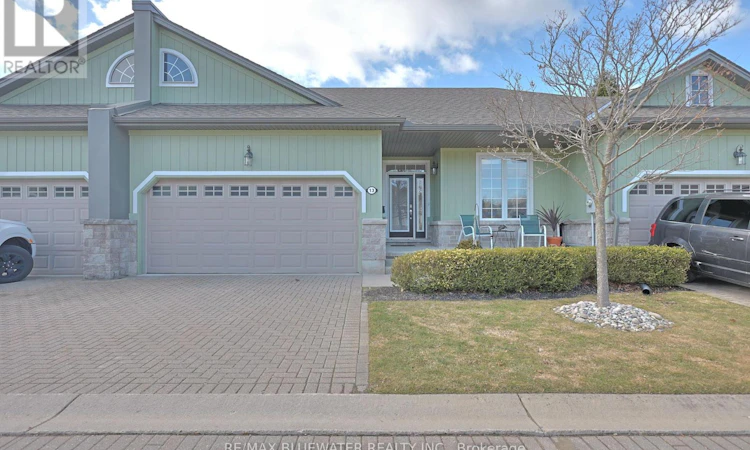 13 Oakwood Links Lane