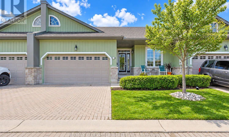 13 Oakwood Links Lane