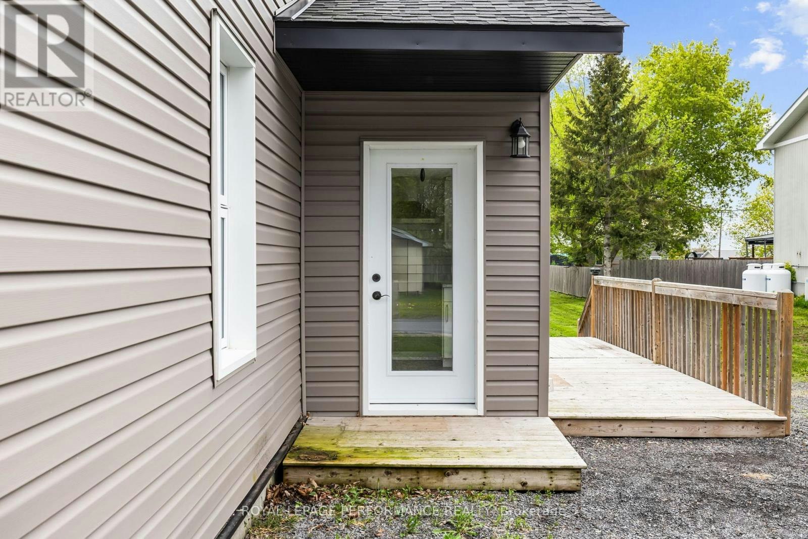 6 Spring Street, Alexandria, ON, K0C 1T0 - 3