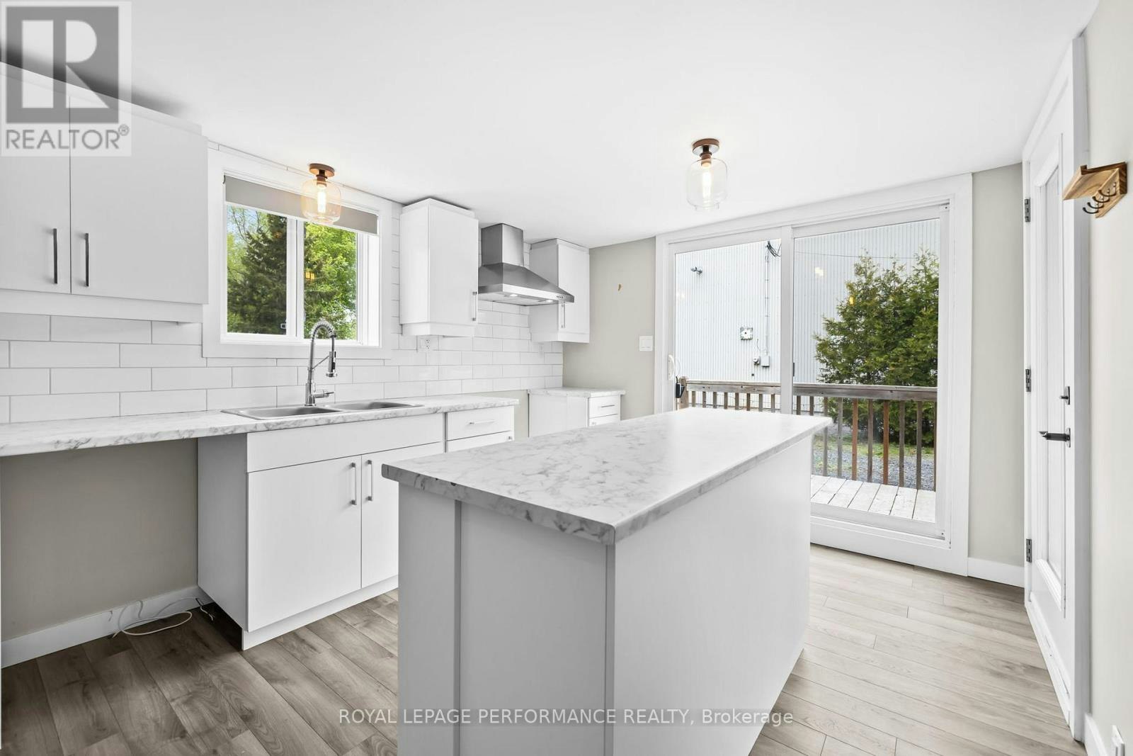 6 Spring Street, Alexandria, ON, K0C 1T0 - 9