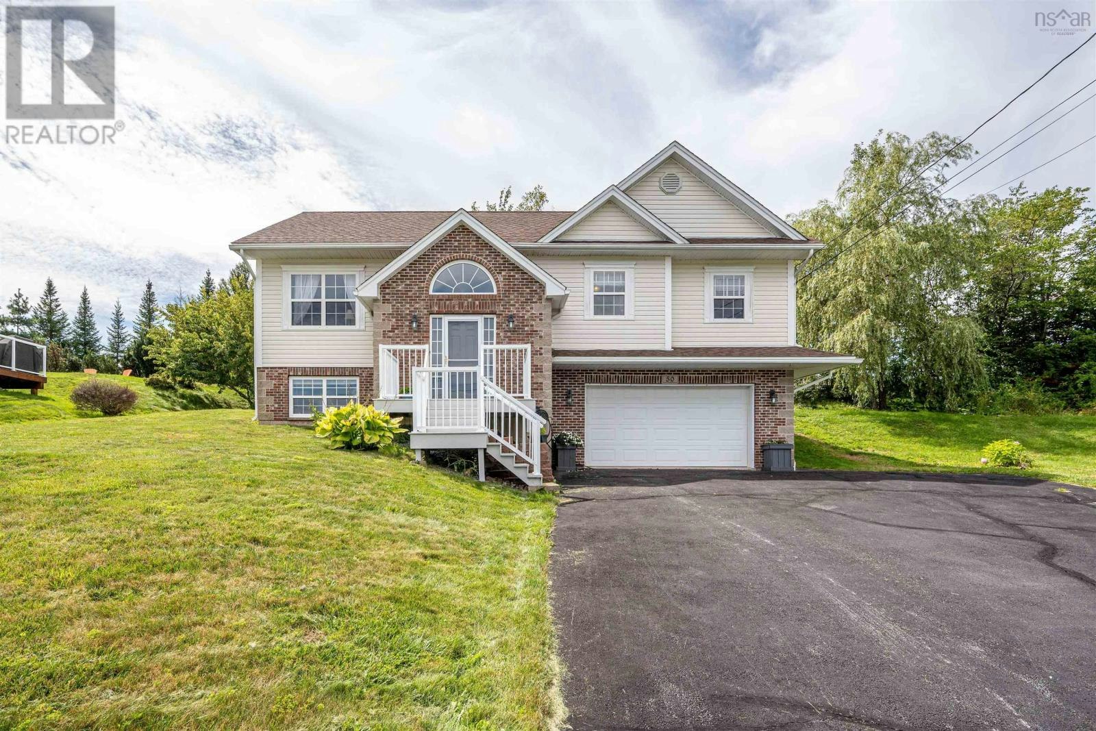 50 Falcon Crest Court, Middle Sackville, NS, B4E 3K5