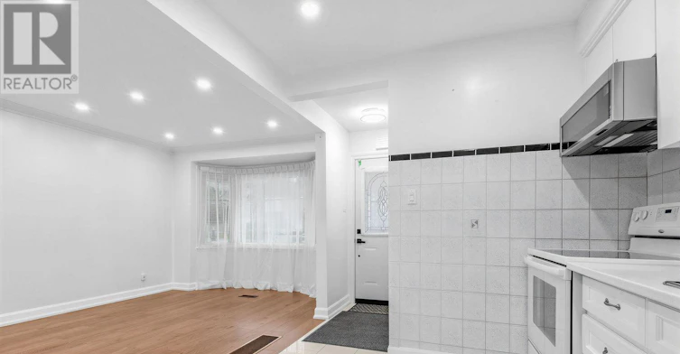 436 Oakwood Avenue, Toronto, ON, M6E 2W5 - 10