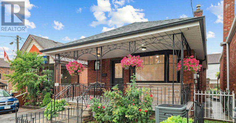 436 Oakwood Avenue, Toronto, ON, M6E 2W5 - 3
